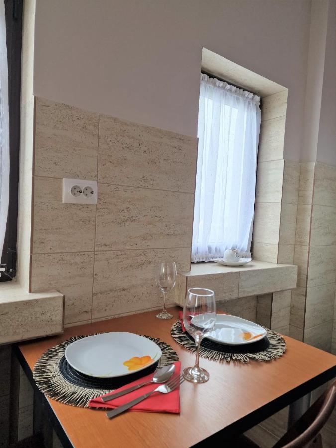 Laroka House Arty And Cosy Studio Universitate Center Bucureşti Exterior foto