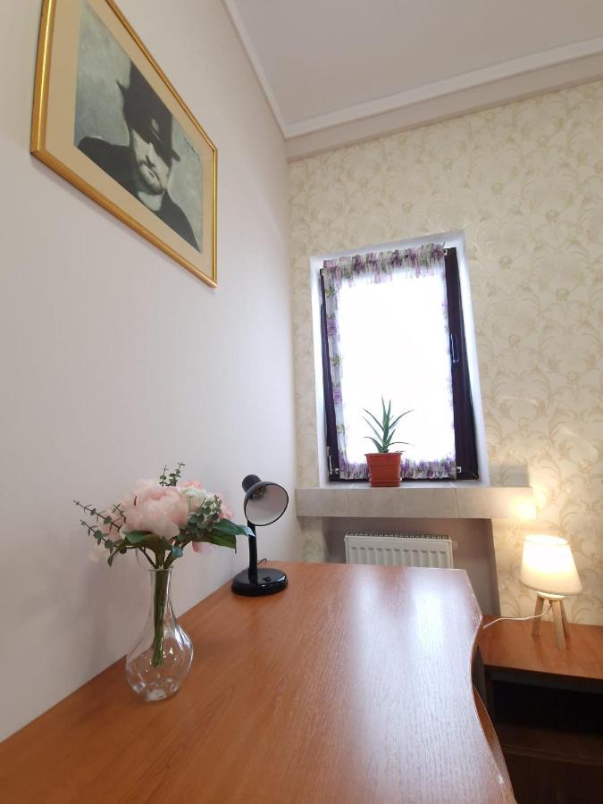 Laroka House Arty And Cosy Studio Universitate Center Bucureşti Exterior foto